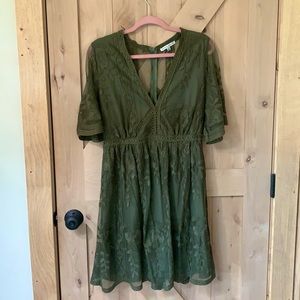 Short sleeve dress